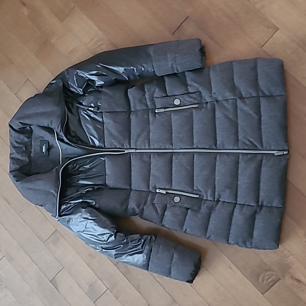 Mexx Black and Gray Down Puffer Coat size 10 - 12